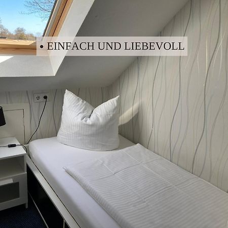 Haus Krabbe: North Sea Apartment with Pet-Friendly Stay Wremen Exterior photo