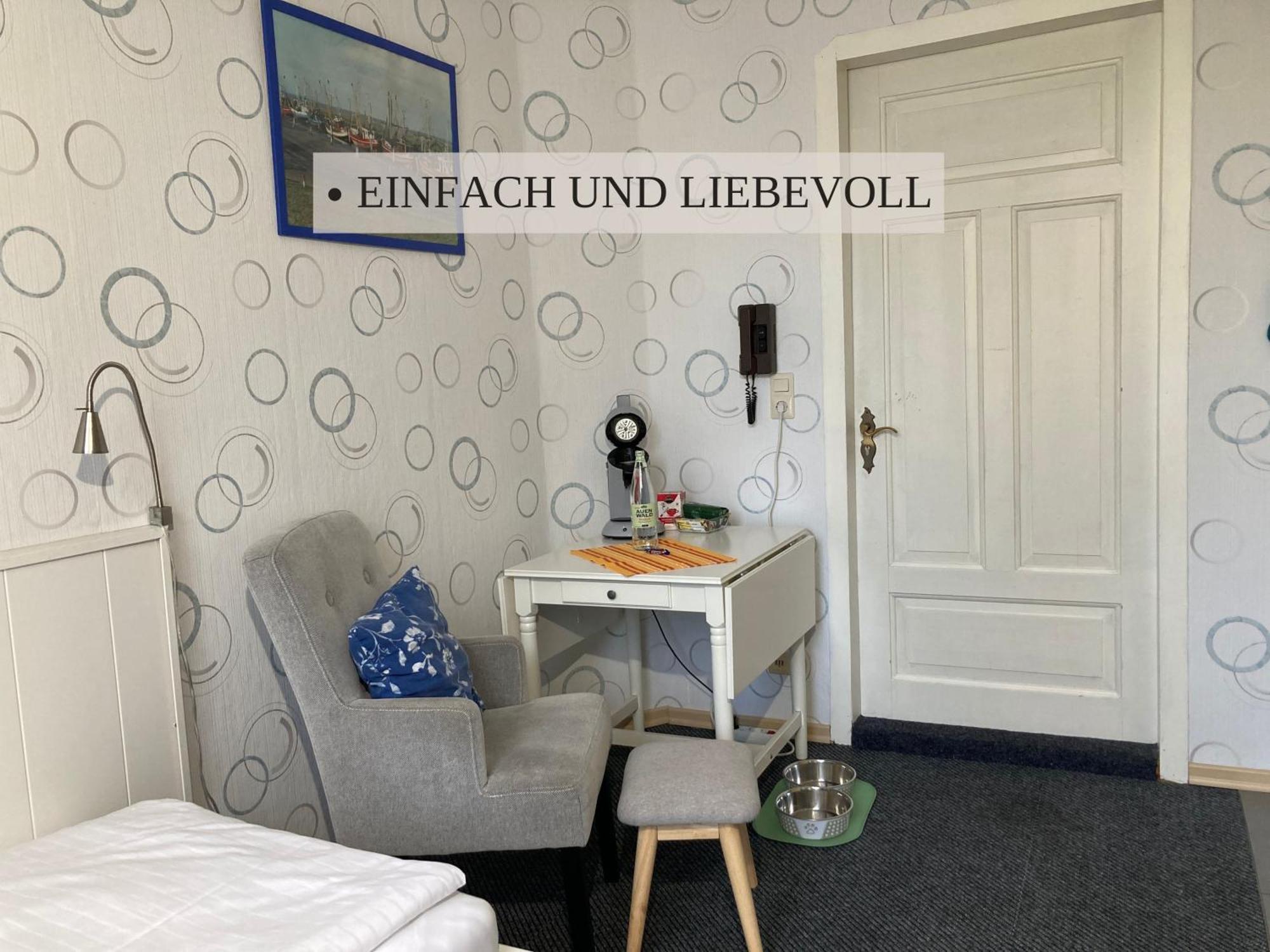 Haus Krabbe: North Sea Apartment with Pet-Friendly Stay Wremen Exterior photo