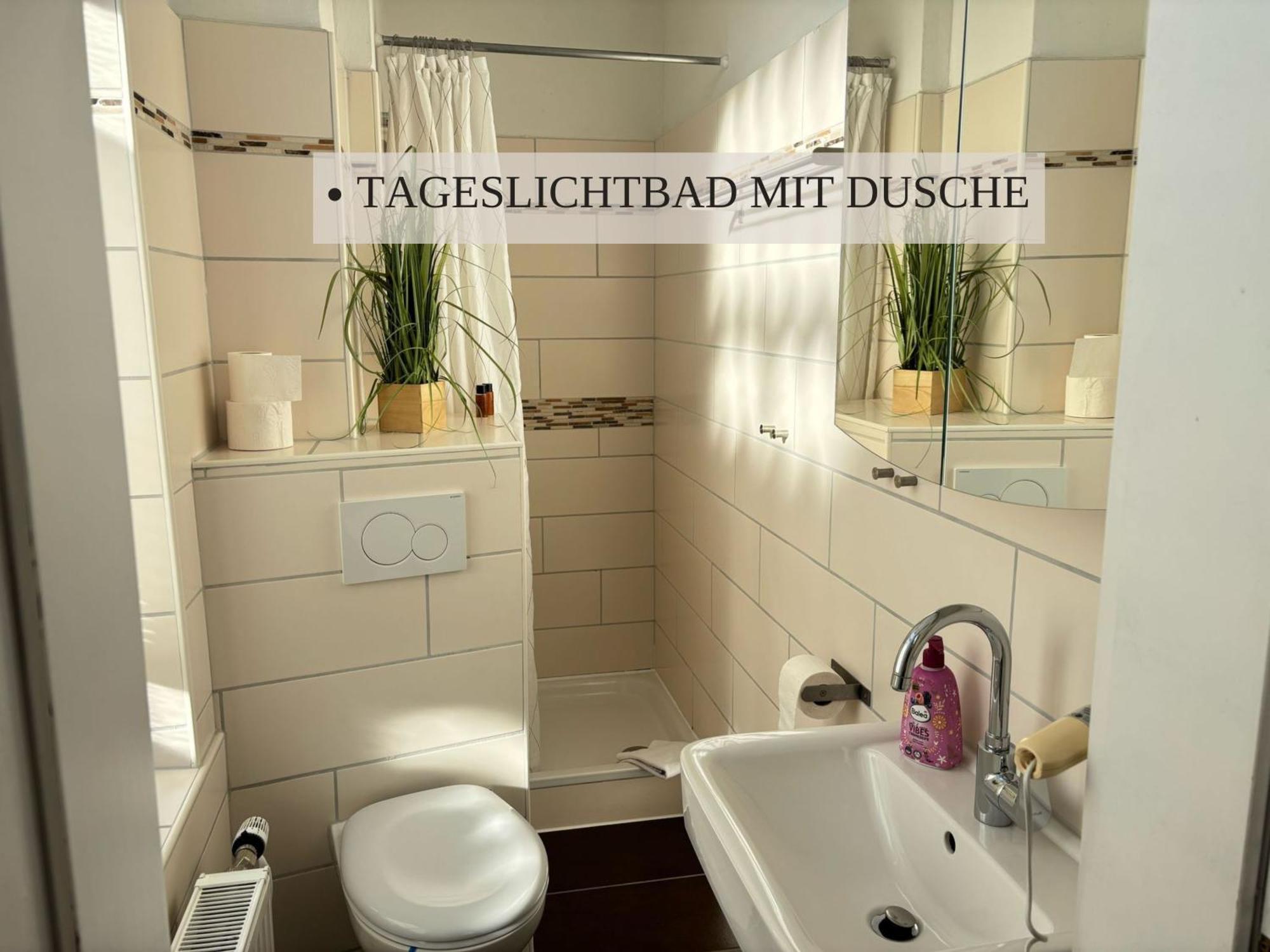 Haus Krabbe: North Sea Apartment with Pet-Friendly Stay Wremen Exterior photo