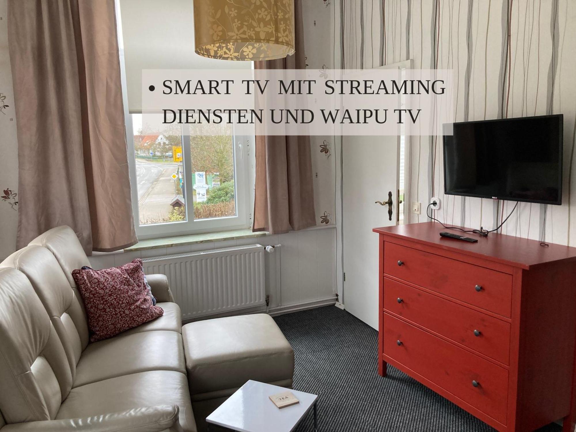 Haus Krabbe: North Sea Apartment with Pet-Friendly Stay Wremen Exterior photo
