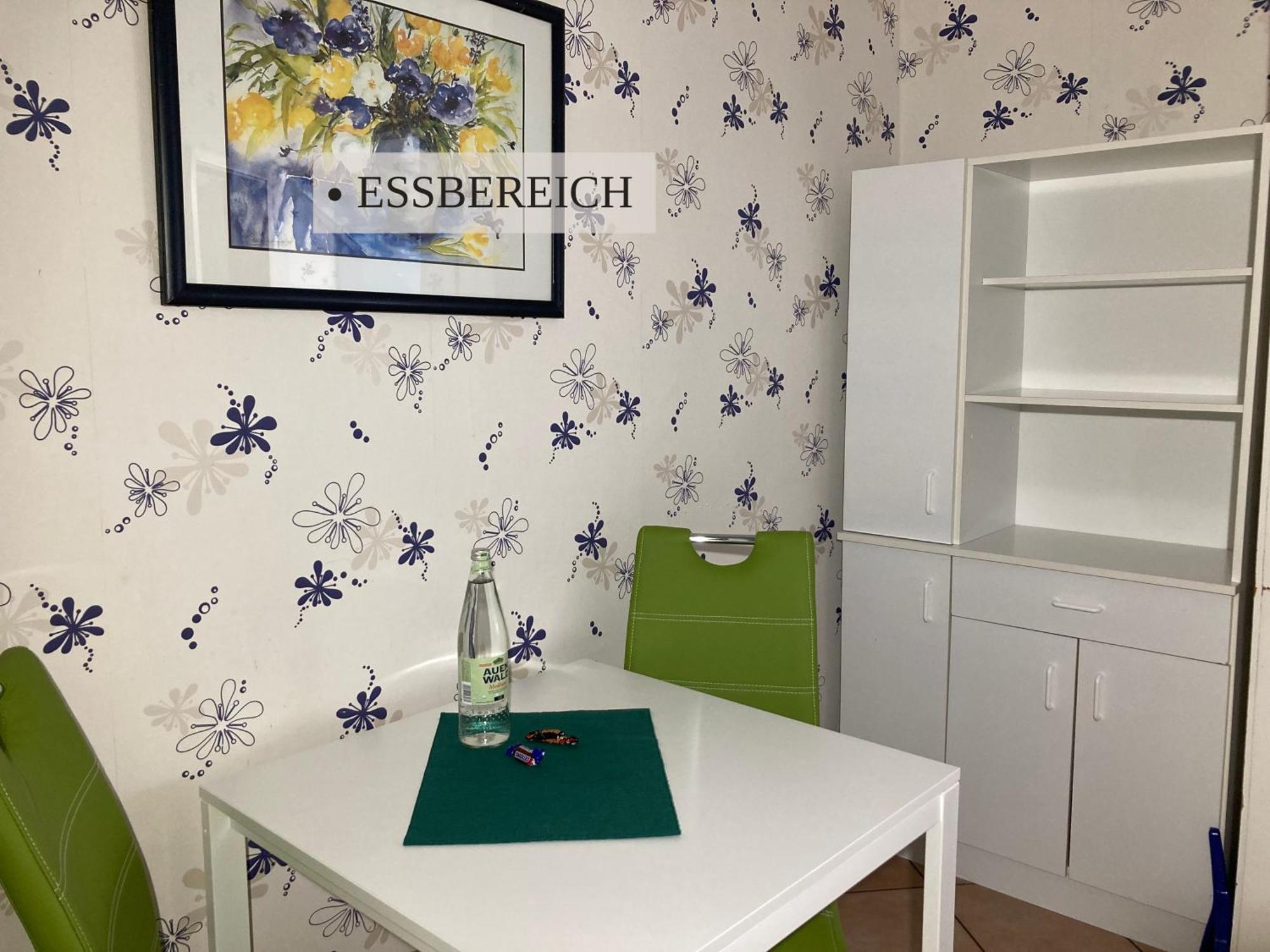 Haus Krabbe: North Sea Apartment with Pet-Friendly Stay Wremen Exterior photo