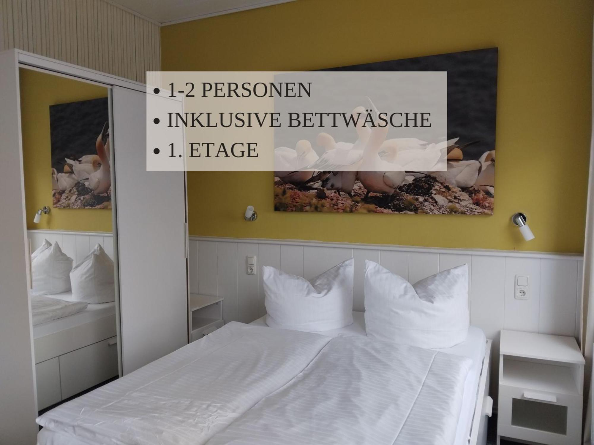 Haus Krabbe: North Sea Apartment with Pet-Friendly Stay Wremen Exterior photo