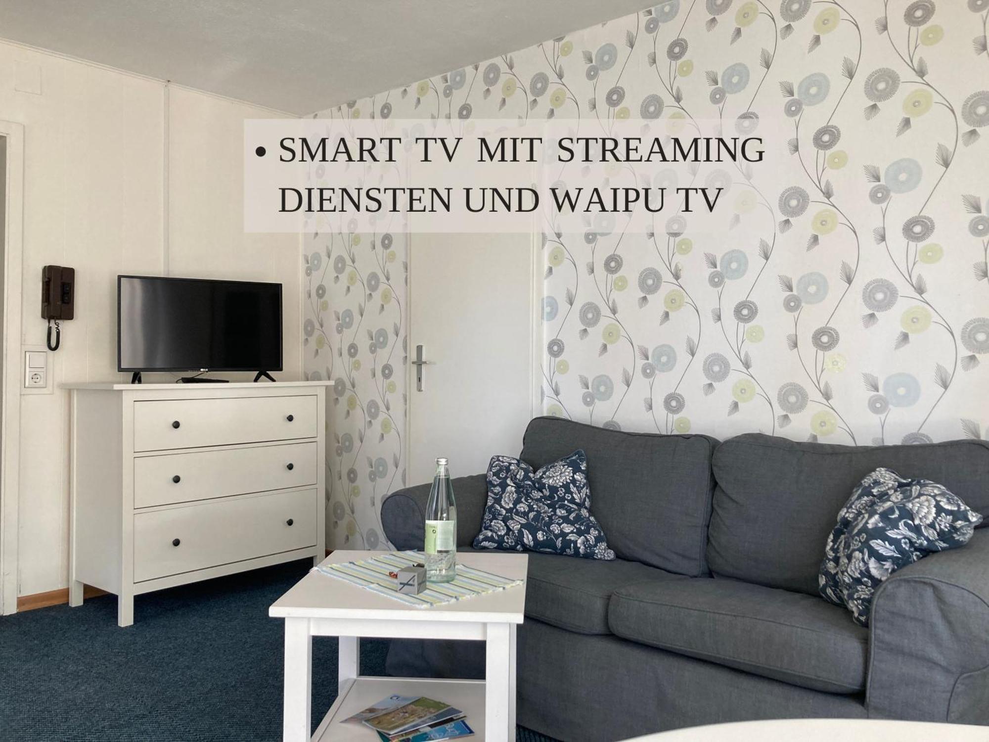 Haus Krabbe: North Sea Apartment with Pet-Friendly Stay Wremen Exterior photo